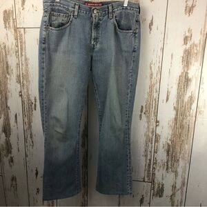 Levi’s Jeans, 515 Low Rise Boot Cut. 8 Mis. In good used condition!